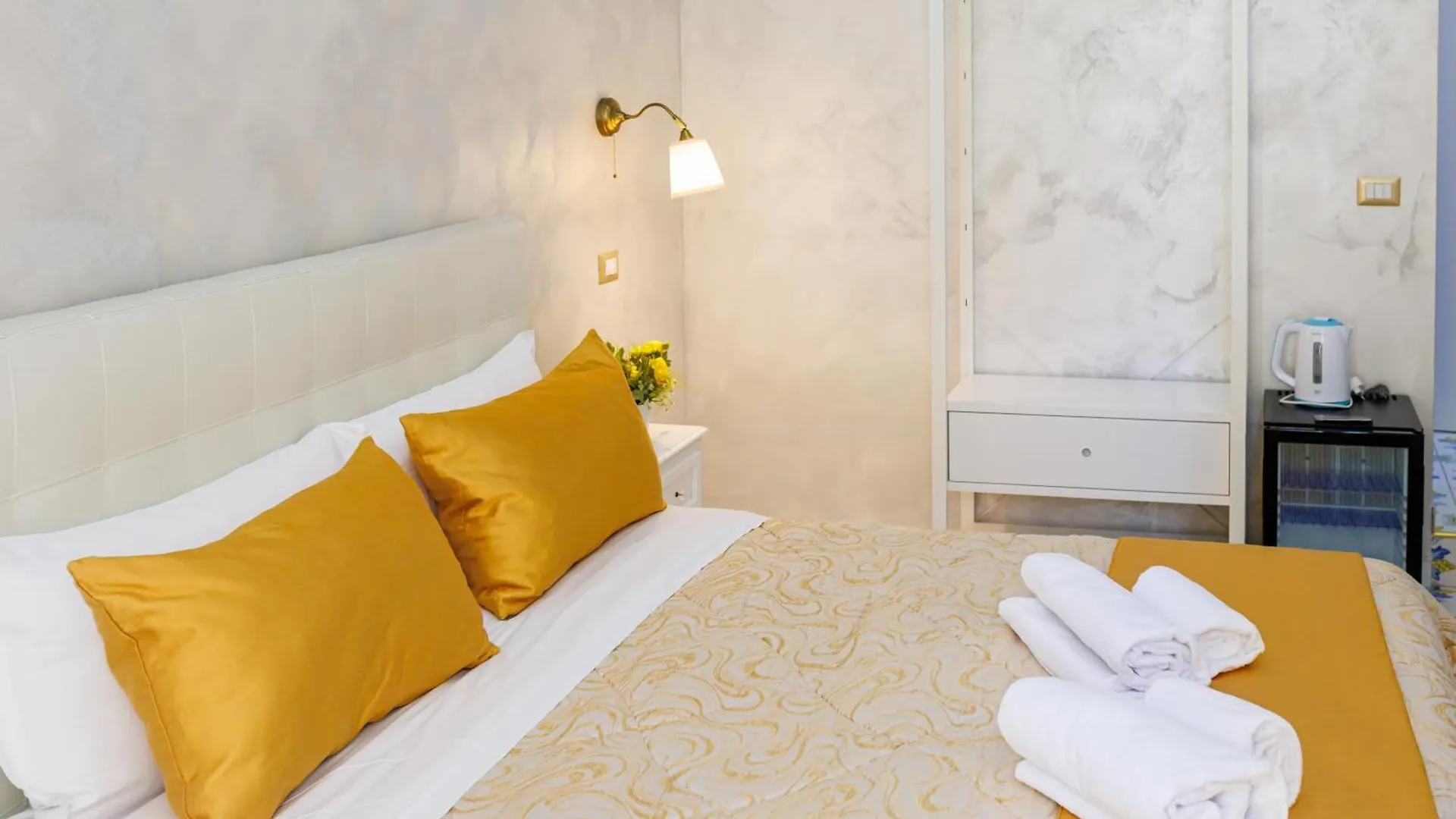 Bed and Breakfast Alma Adry Nápoles