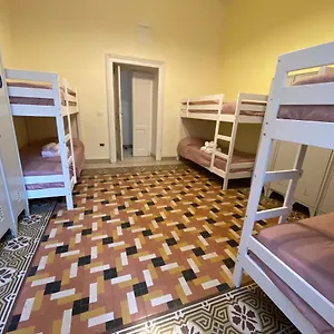 Hostal A I R H1o